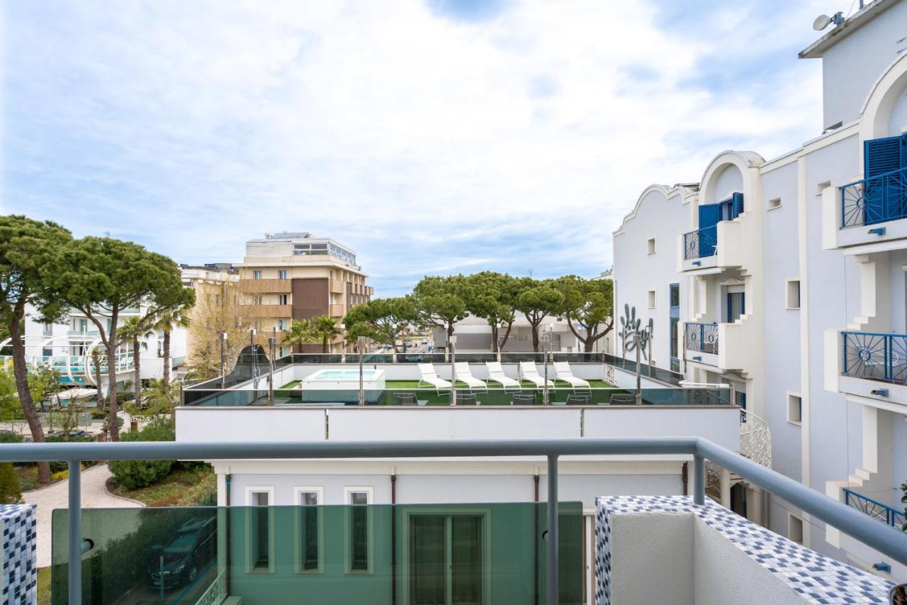 Hotel Diamond Riccione Luaran gambar