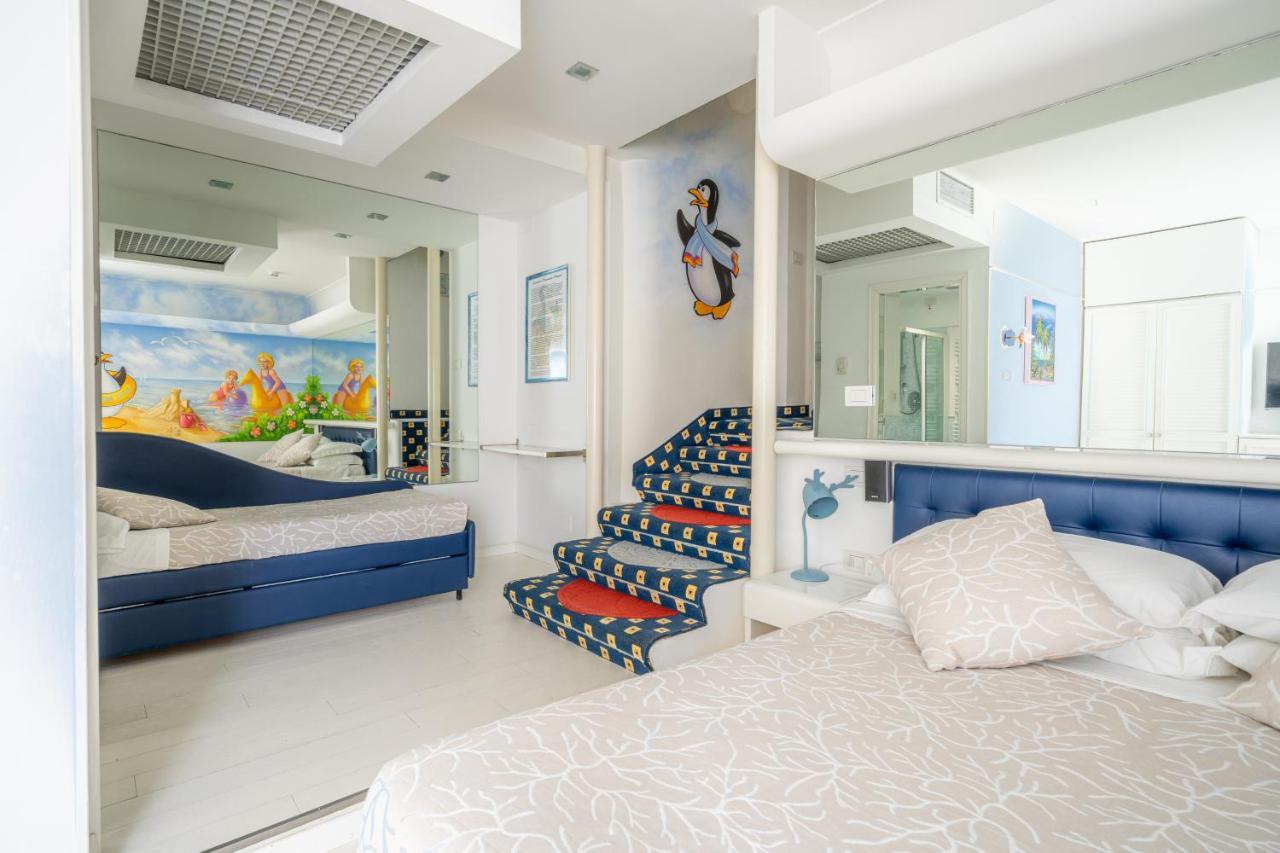 Hotel Diamond Riccione Luaran gambar